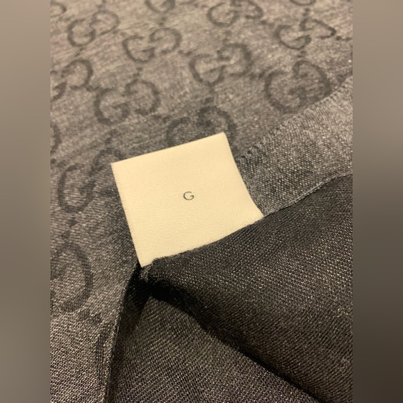 Gucci Scarf - Picture 7 of 7